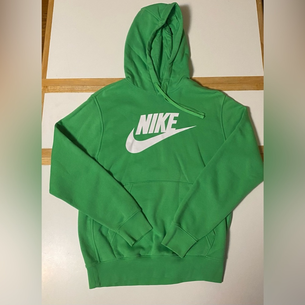 Men’s Nike hoodie